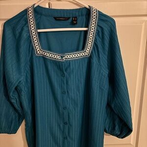 ISAAC MIZRAH‎ | textured button up blouse. Square neck. Size small